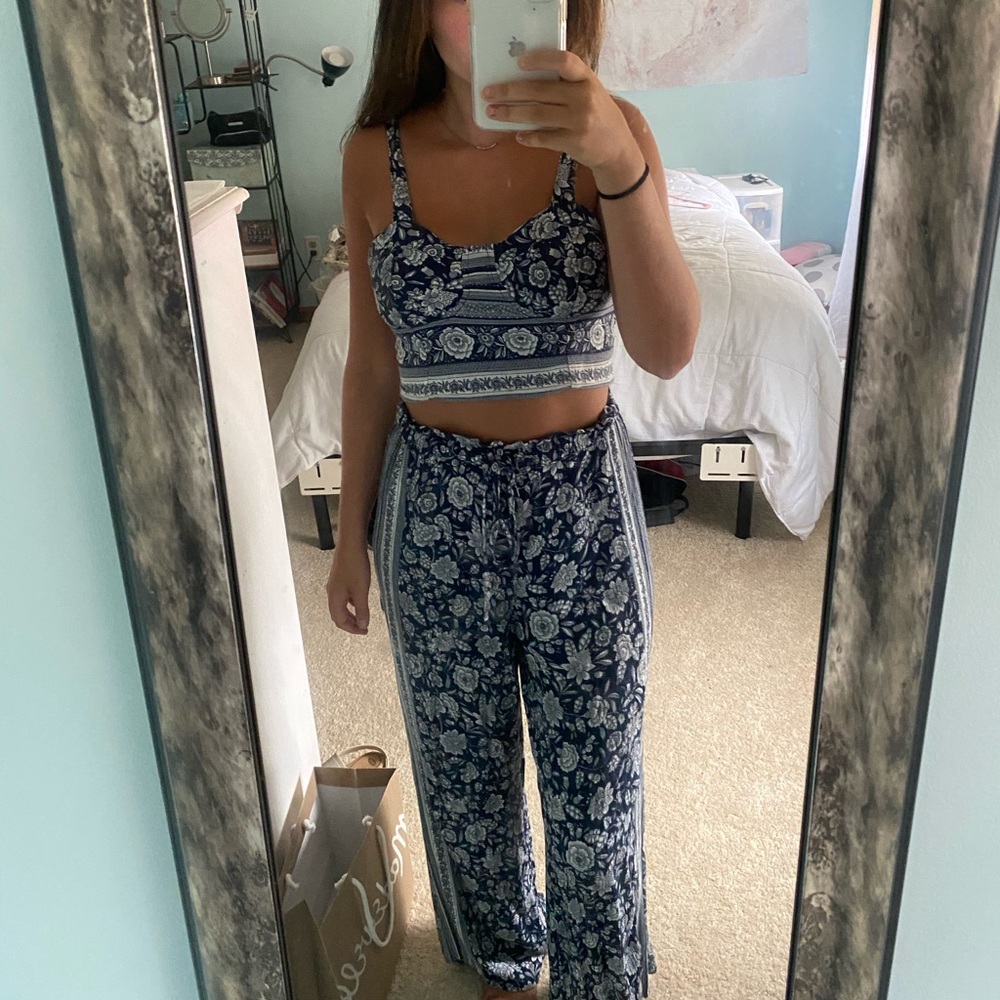 Two piece set